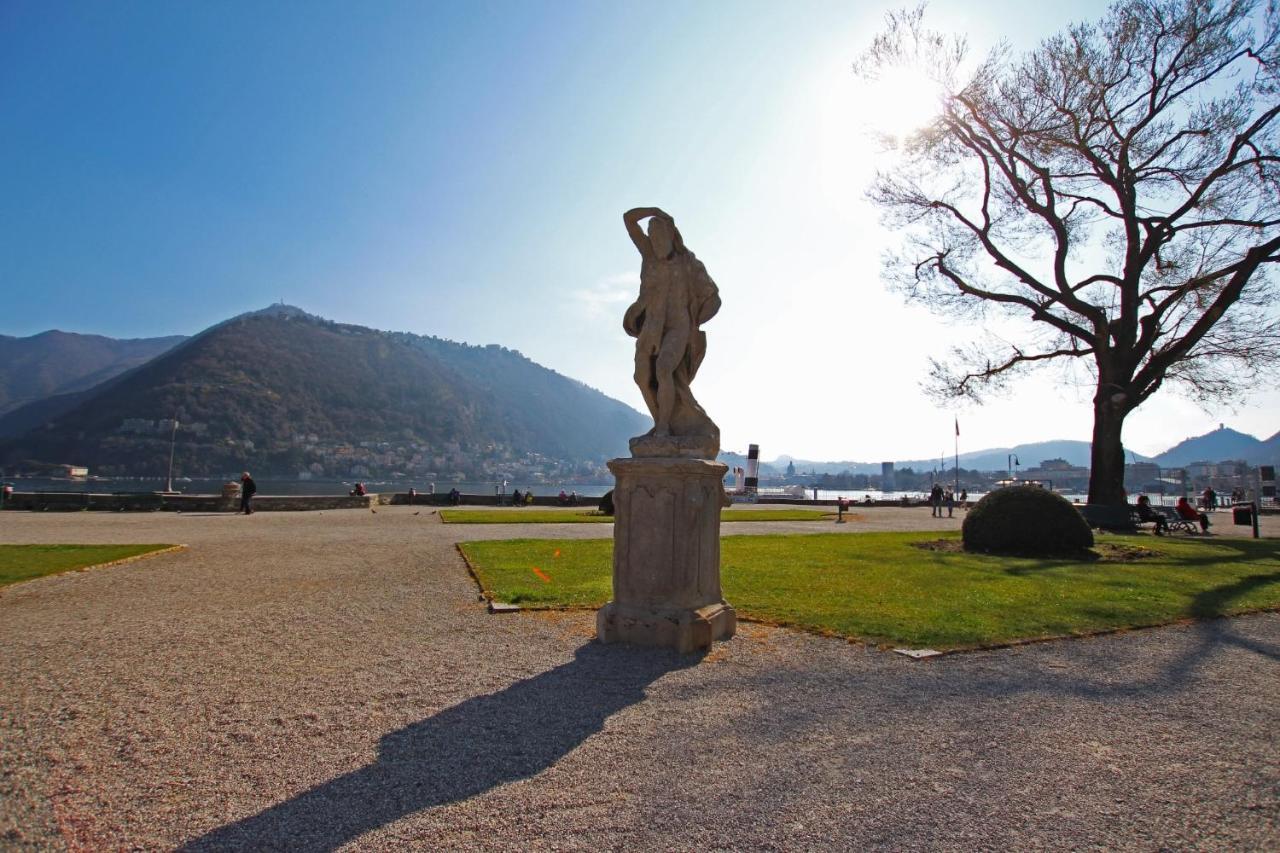 Art Design Appartamento Con Terrazzo By Logicasa Lake Como ภายนอก รูปภาพ