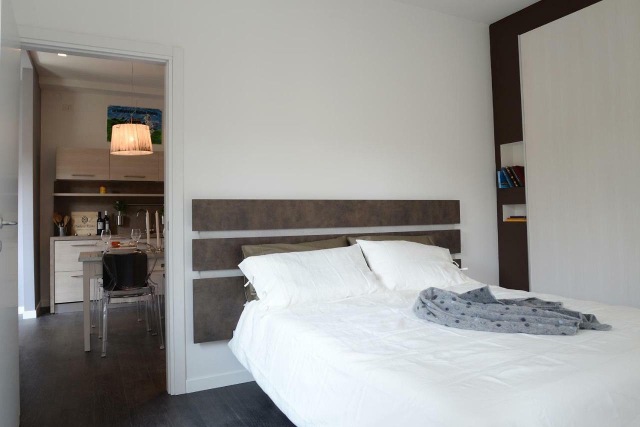 Art Design Appartamento Con Terrazzo By Logicasa Lake Como ภายนอก รูปภาพ